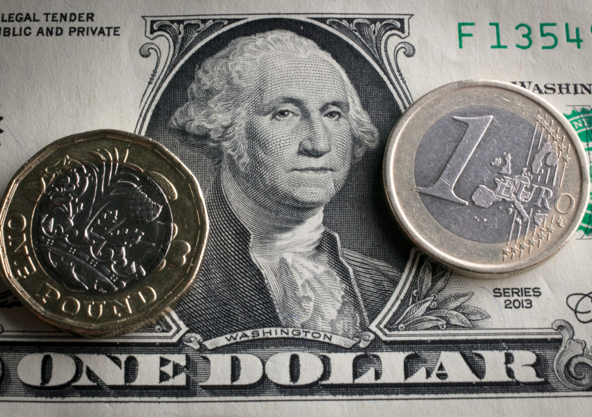 Доларът с десет месечен връх, паунда със сериозен спад спрямо еврото!