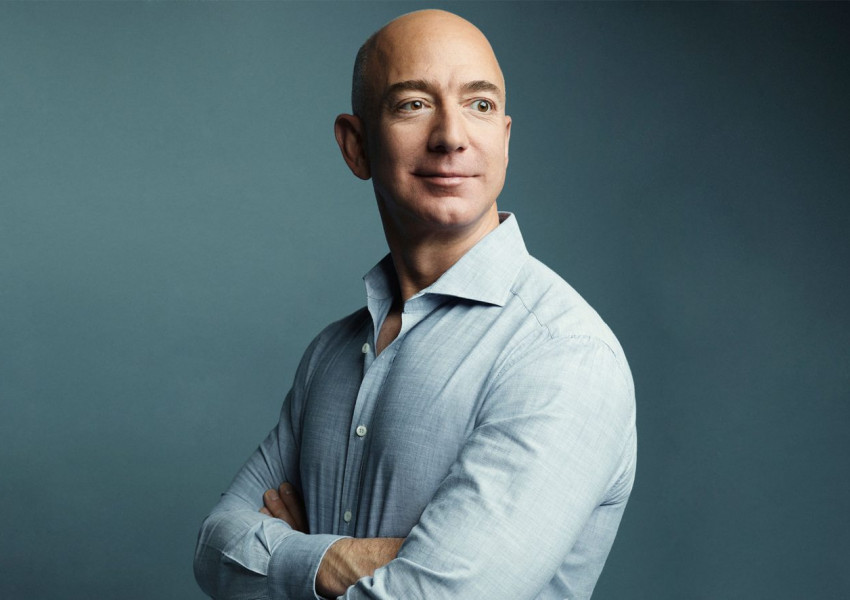 Джеф Безос се оттегля от поста на главен изпълнителен директор на Amazon