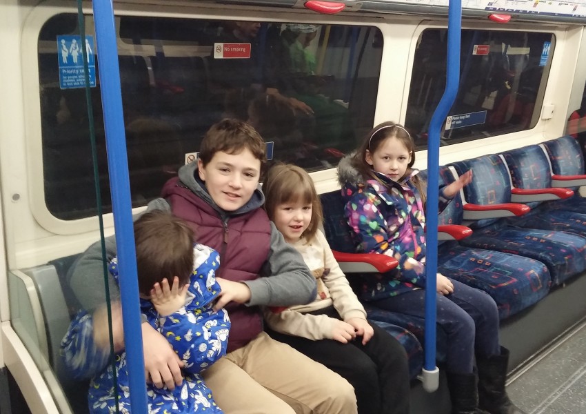 Децата до 11 години – гратис във влаковете в Лондон