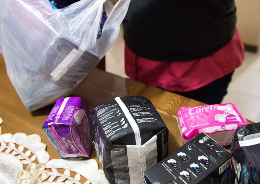 Безплатни санитарни продукти за всички момичета в началните училища на Острова