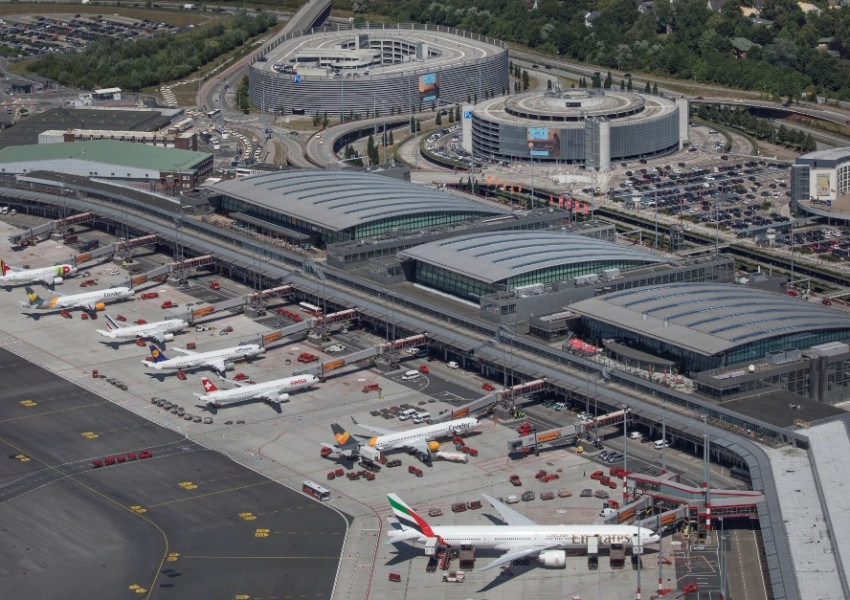 Германия: И летището в Хамбург ще стачкува ефективно, очакват се проблеми с полетите