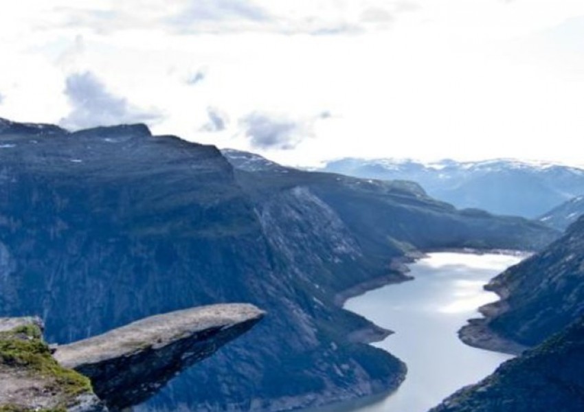 Норвегия подарява връх на Финландия