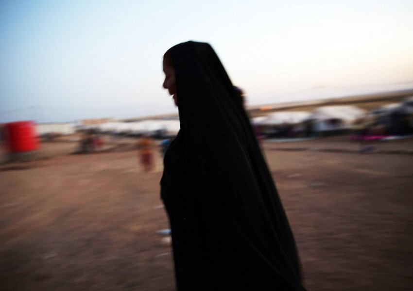 Джихадисти от "Ислямска държава" изнасилили публично 9-годишно момиче