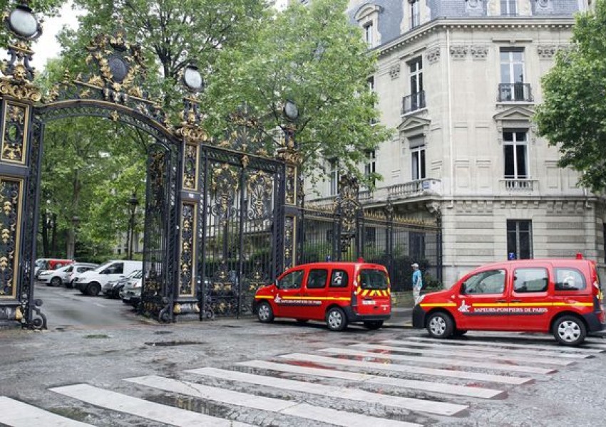 Гръм удари 11 души на детски рожден ден в Париж