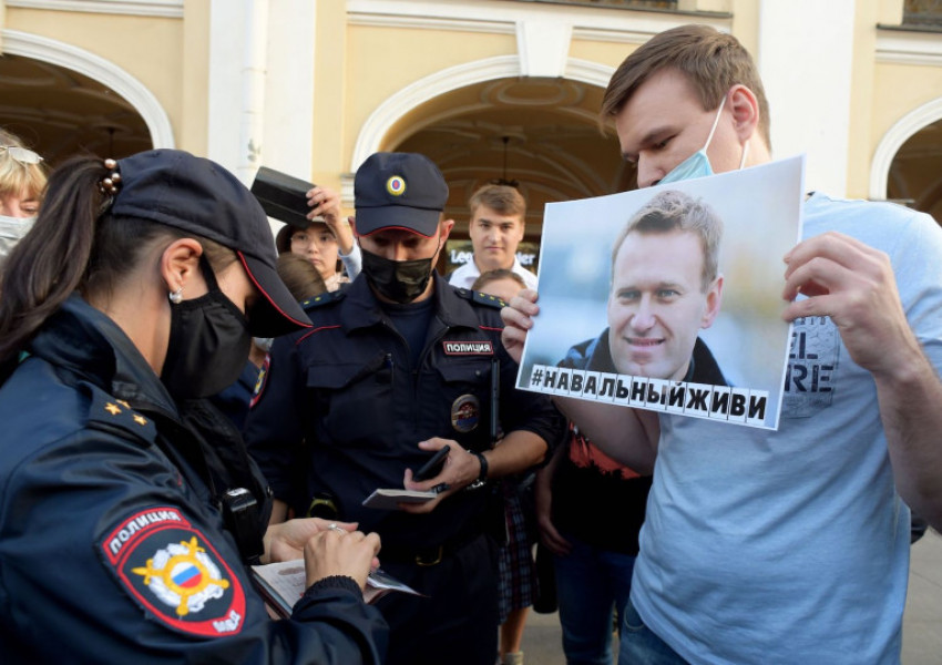 На Русия не и стига само Навални, "подгони" и негови партньори, подчинени и съюзници!