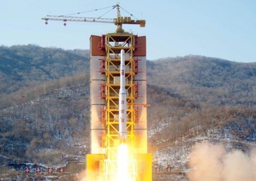 Северна Корея се похвали с успешен тест на ракети за сателити