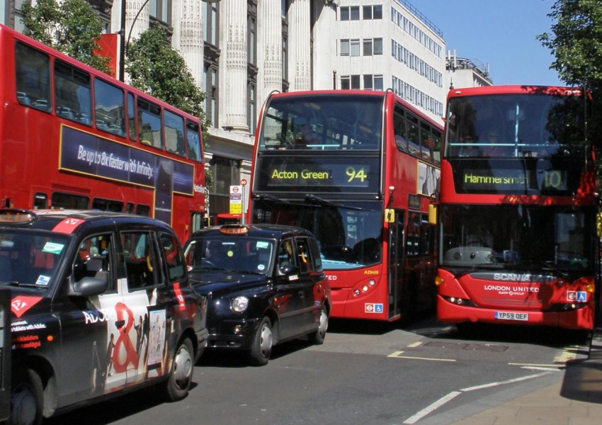 Лондон на път да въведе "Дни без превозни средства"