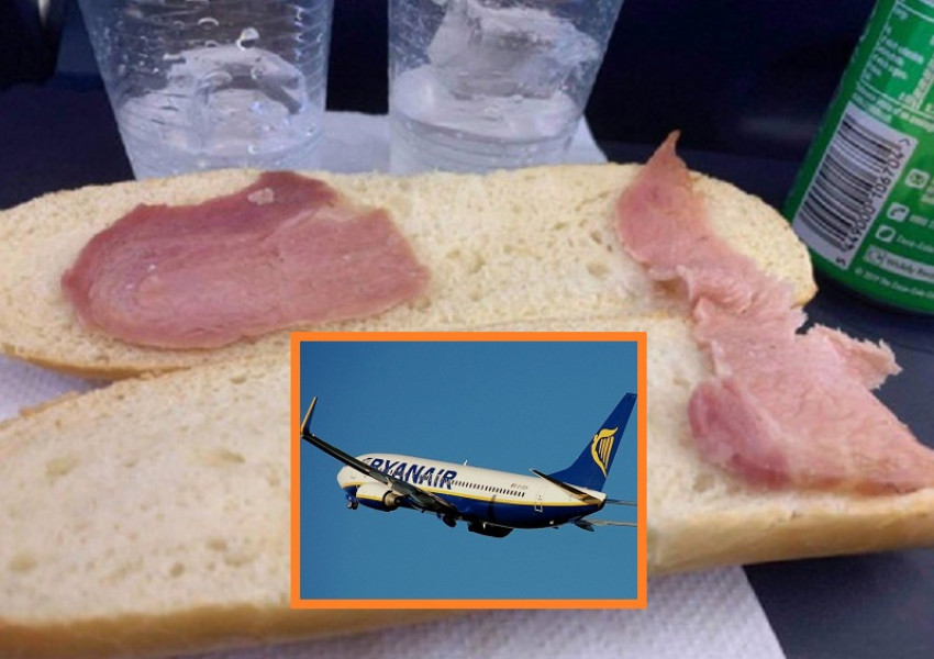 Самотно парче бекон върху канапе от трохи се предлага за сандвич от Ryanair 
