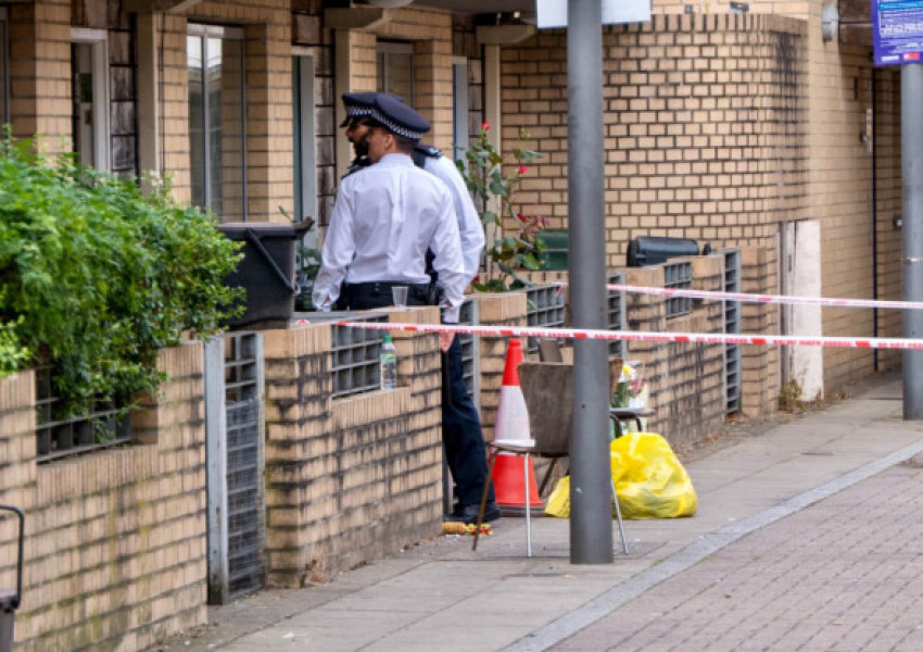 2 жени бяха простреляни, а млад мъж убит в престрелка в Южен Лондон