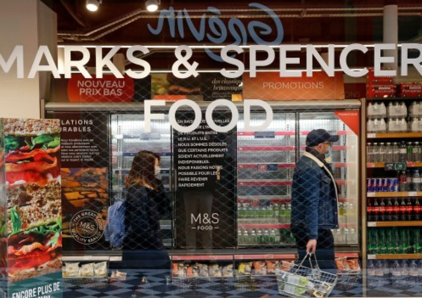 Marks and Spencer затваря всичките си 11 магазина във Франция и обвини Брекзит за това свое решение.