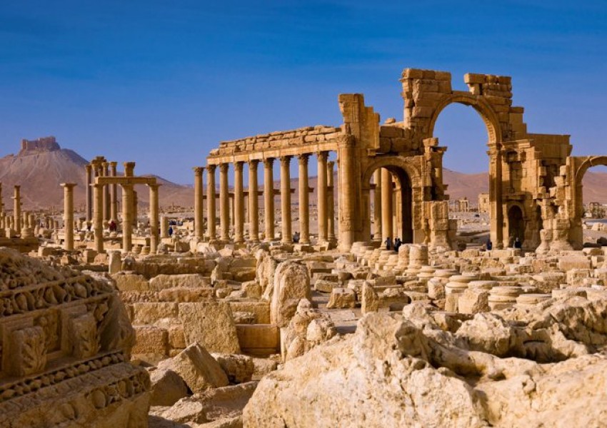 В Палмира откриха масов гроб на цивилни, убити от "Ислямска държава"