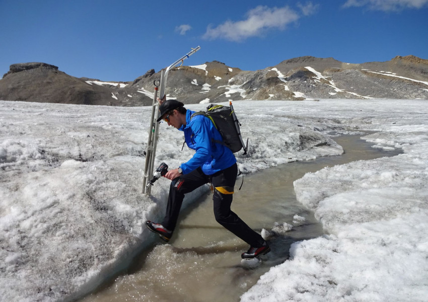 Парников ефект: За 100 години ледниците в Швейцария са се свили наполовина
