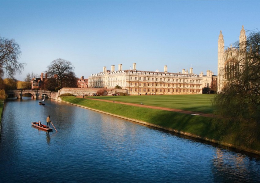 Университетът „Кеймбридж“ с най-скъпата студентска такса в света