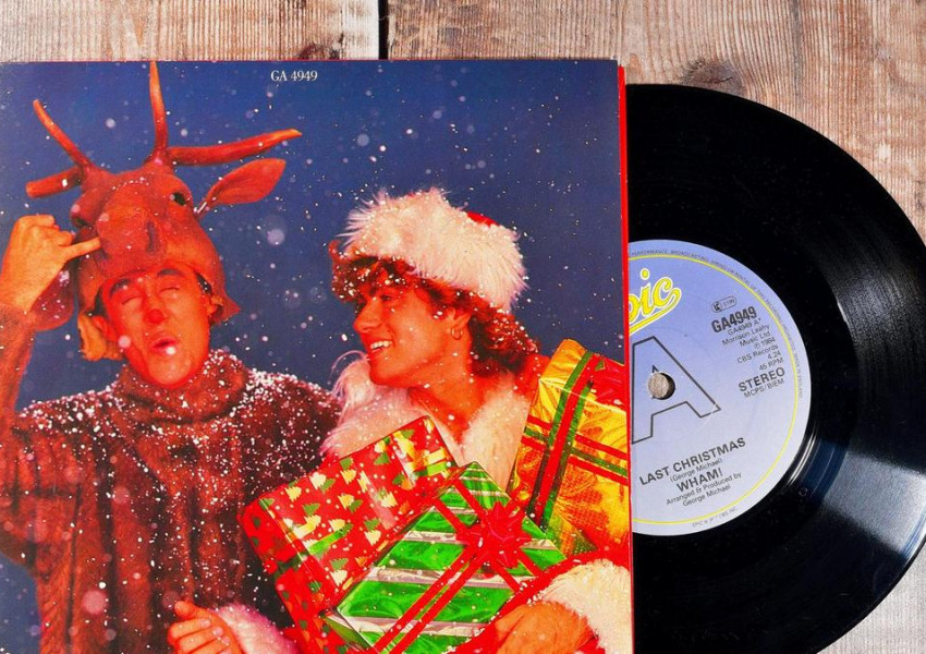 За първи път песента „Last Christmas” на Wham е номер едно във Великобритания