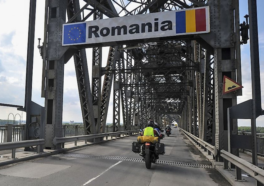 Румъния ни постави в червения ковид-списък