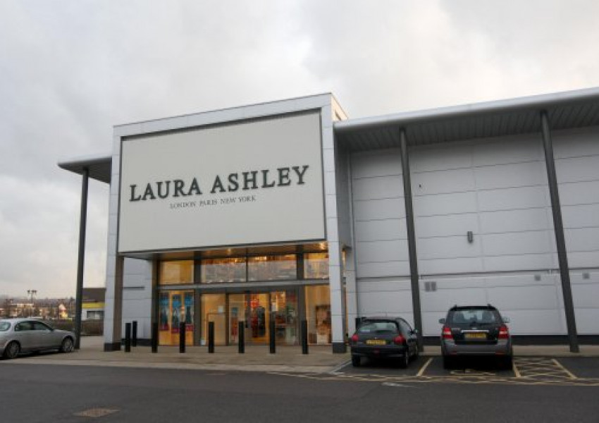Laura Ashley закрива над 40 магазина на Острова