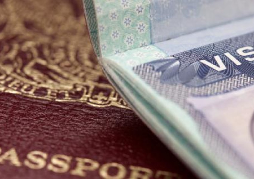 САЩ въвеждат новите правила за визи на европейци с двойно гражданство