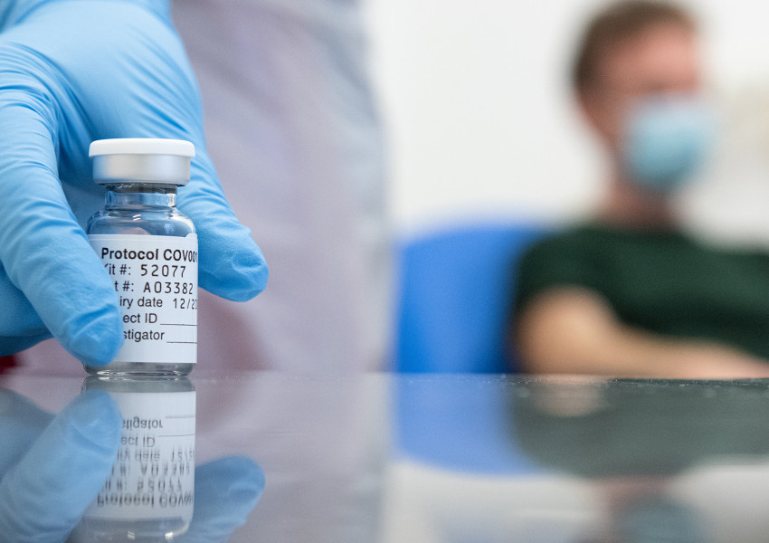 От 2700 ваксинирани срещу Covid-19 досега в България има само една нежелана реакция