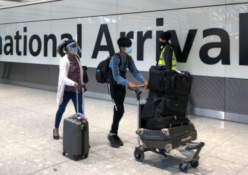 Пътувания в чужбина: Великобритания премахва червения ковид-списък и карантинните хотели