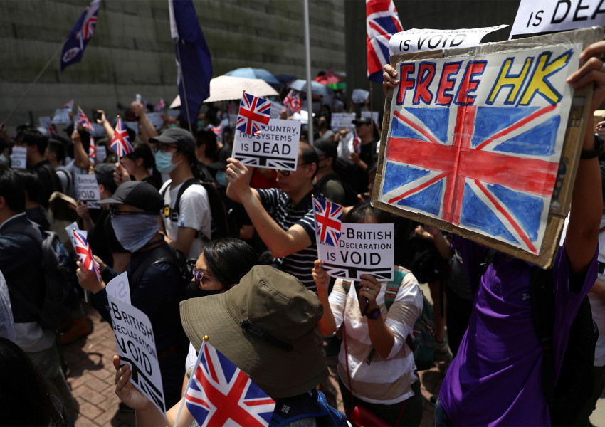 Великобритания и САЩ смятат, че Хонконг  е загубил автономията си 25 години след като е върнат на Китай