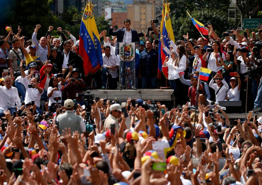 Революция срещу Мадуро във Венецуела, Tръмп подкрепи опозицията