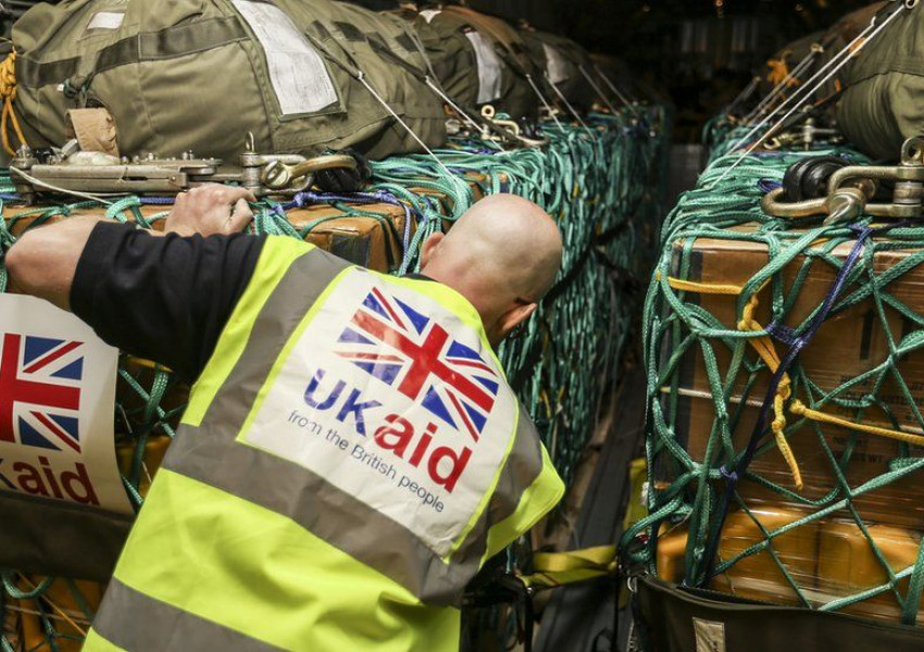 Съкращения и икономии: Великобритания иска да замрази чуждестранната помощ (UK AID) за две години