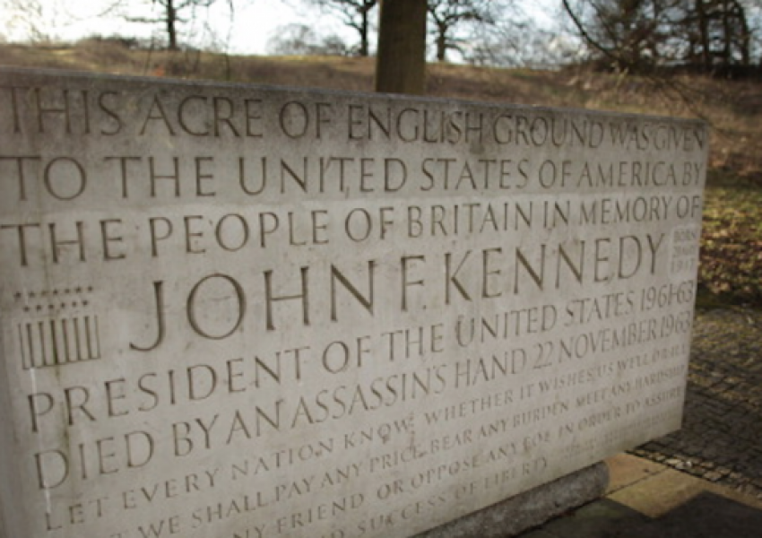 Публикуваха още 10 000 документa за убийството на Кенеди  