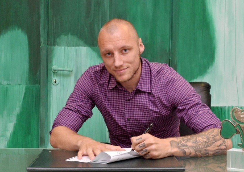 Иван Иванов подписа с Панатинайкос 