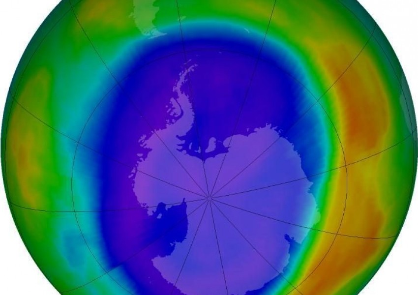 Дупката в Озоновия слой е започнала да се свива