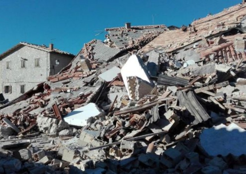 Земетресението в Италия остави хиляди души без дом