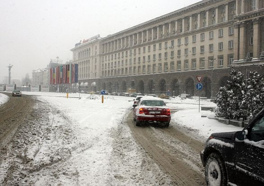 След падането на снега - близо 400 катастрофи в София