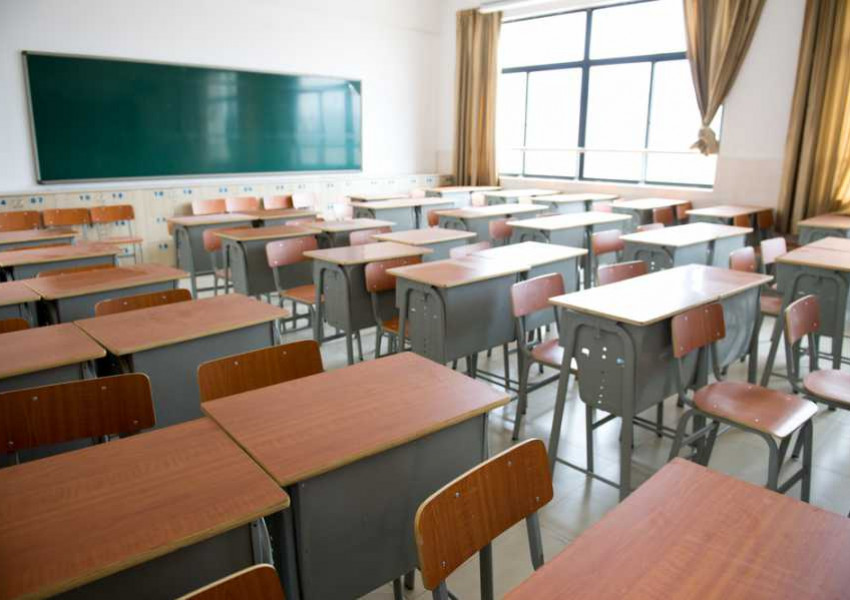 Удължават ваканцията на учениците заради студа
