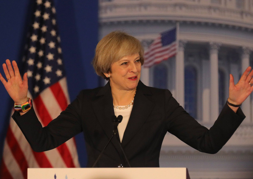 Объркаха името на Мей