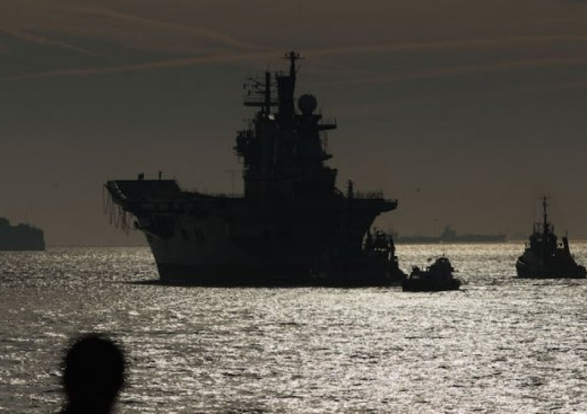 Великобритания изпраща военен кораб в Черно море