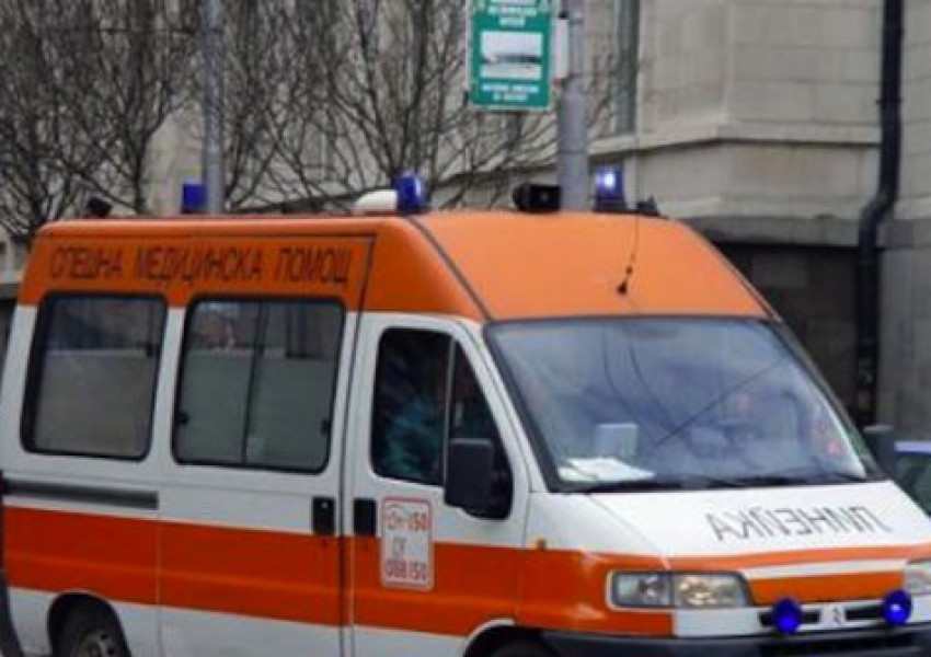 Ученик на 11 години почина след удар от връстник