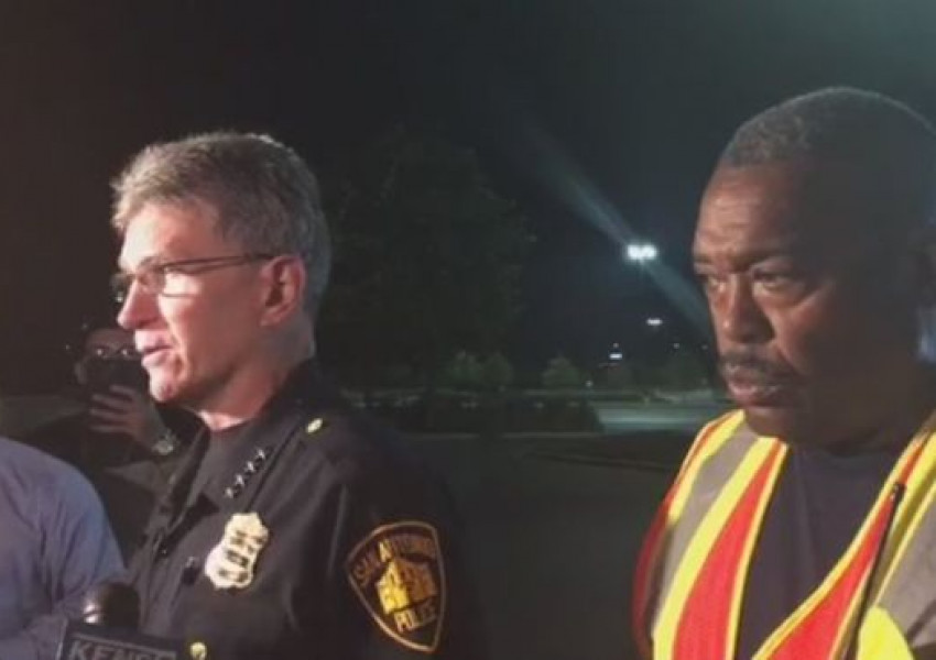 Осем души са намерени мъртви в камион на ужасите