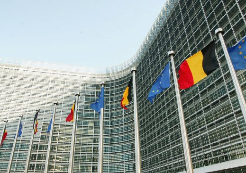 ЕК постави едномесечен ултиматум на Полша  