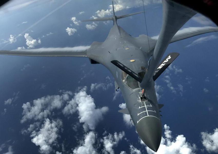 Пхенян готов да удари ВВС базата на САЩ на Гуам 