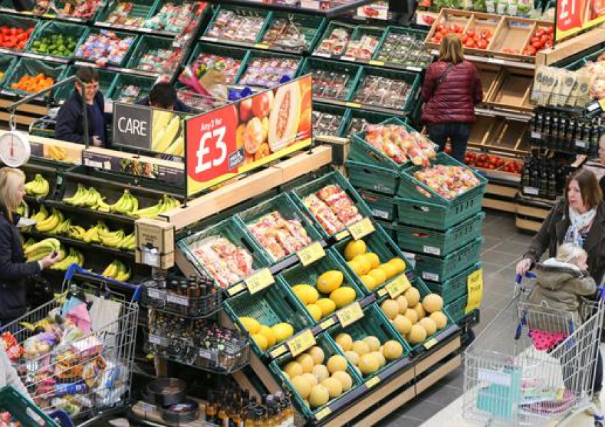 Как ще работят супермаркетите по време на августовия "Банк Холидей"