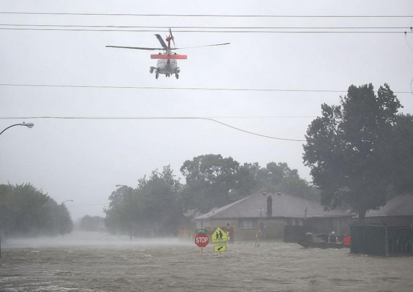 44 станаха жертвите на урагана Харви