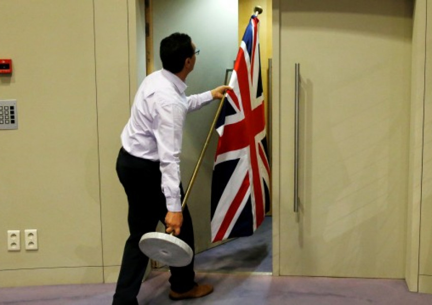 Да вземете семейството си на Острова след „Брекзит“ – забравете!