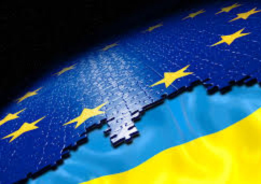 ЕС даде на Гърция 800 милиона!