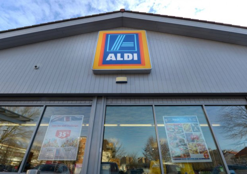 Добро дело! "Алди"ще  раздава храна на бедните за Коледа