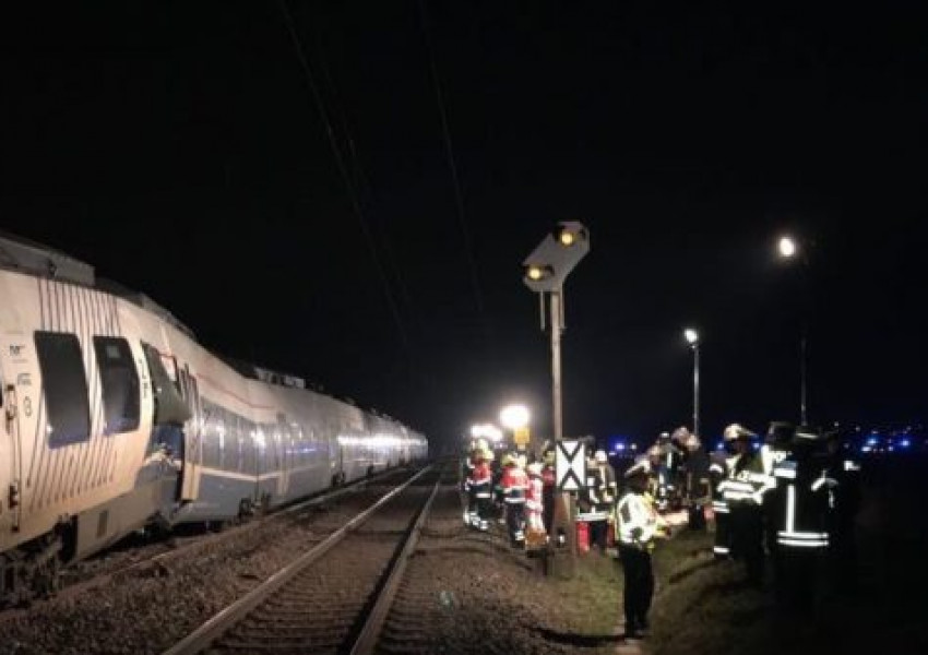 Жестока влакова катастрофа в Германия