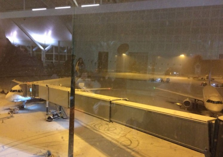 Отложени са всички полети от летището в Бирмингам