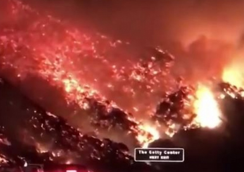 Пожарът в Калифорния вече е по-голям от Ню Йорк