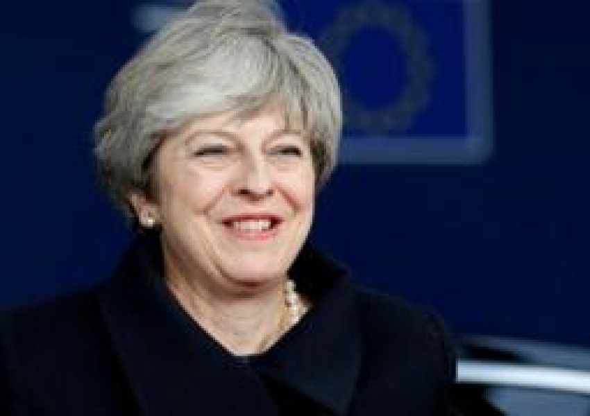 Тереза Мей: Няма да ме изкарат извън релси