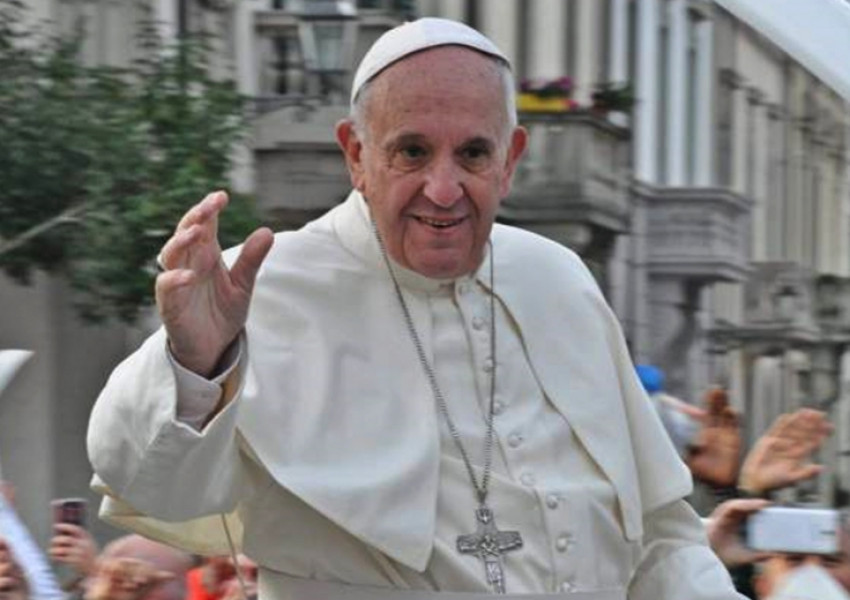 Папата на Коледа: Не игнорирайте мигрантите!