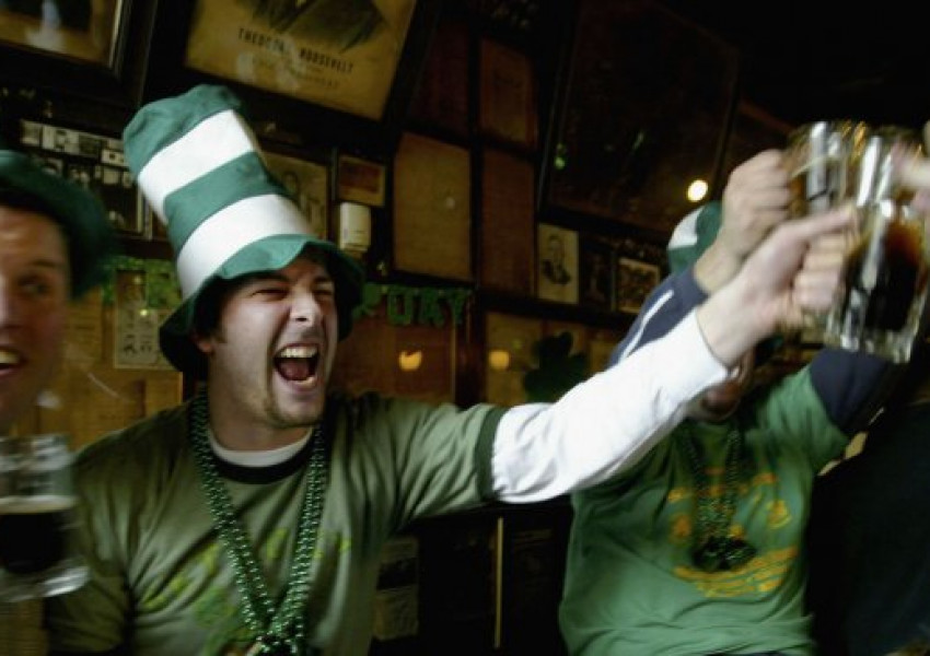 След 80-годишна забрана. В Ейре ще пият легално на Разпети петък  