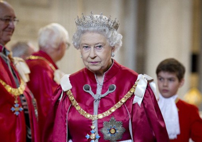 Kой ще наследи кралица Елизабет II?